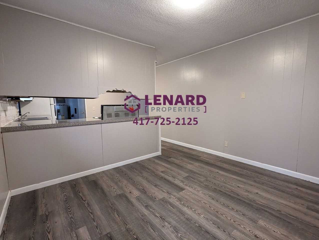 314 W Colgate St - Photo 5 of 10