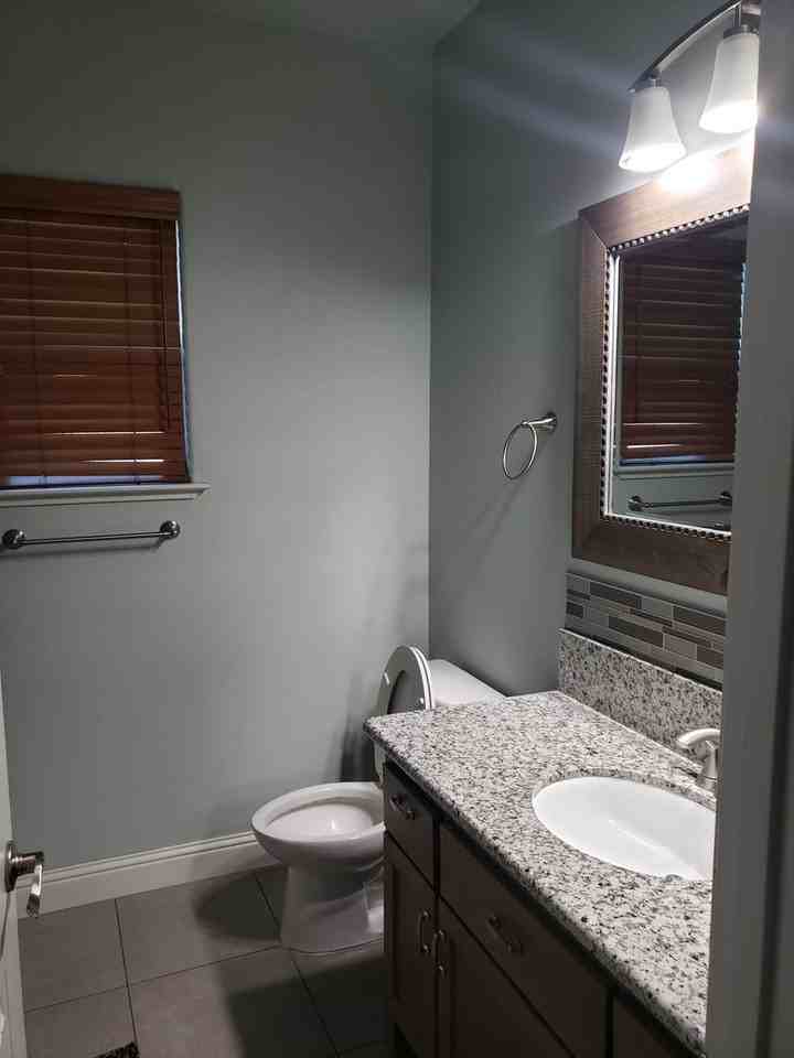822 W 11th Ave - Photo 6 of 26