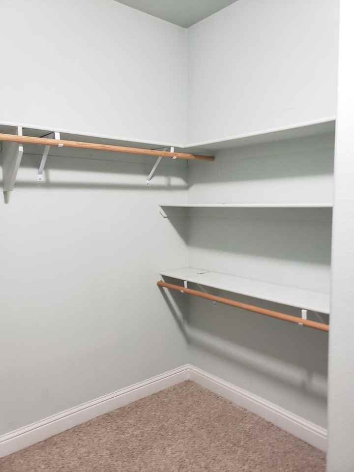 822 W 11th Ave - Photo 7 of 26