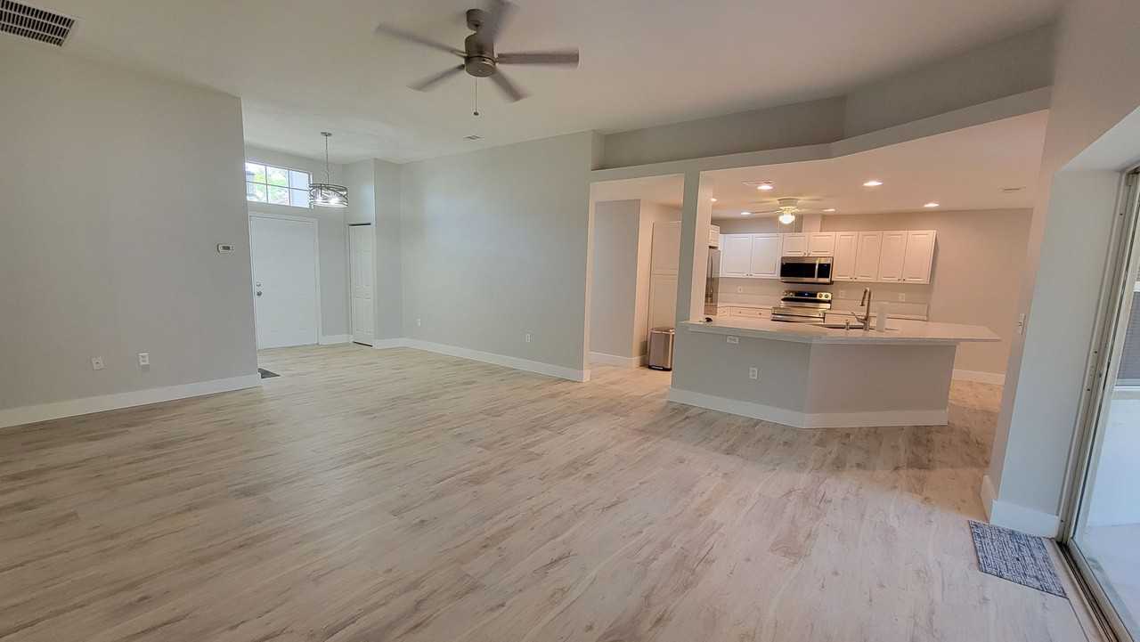 4183 Malden Dr - Photo 6 of 27