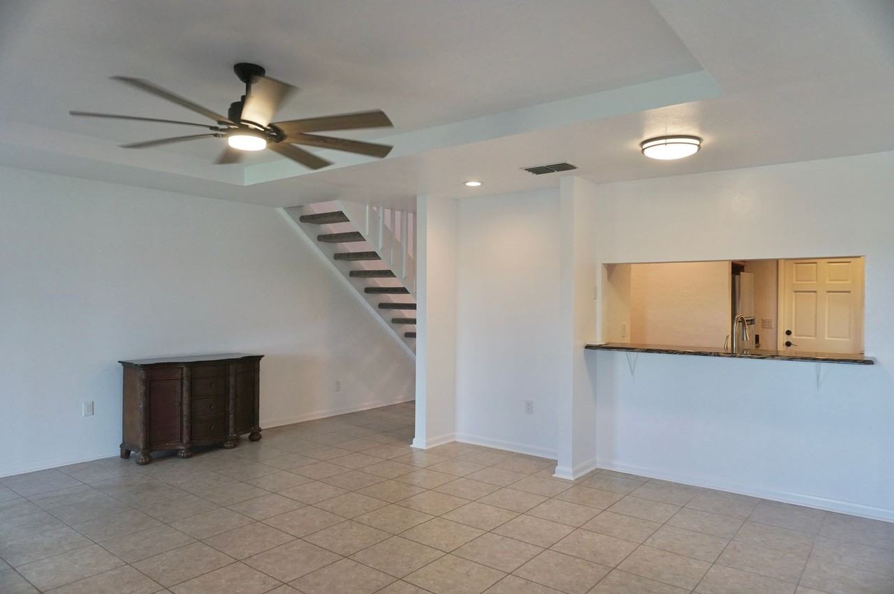 504 Orange Blossom Dr - Photo 4 of 41