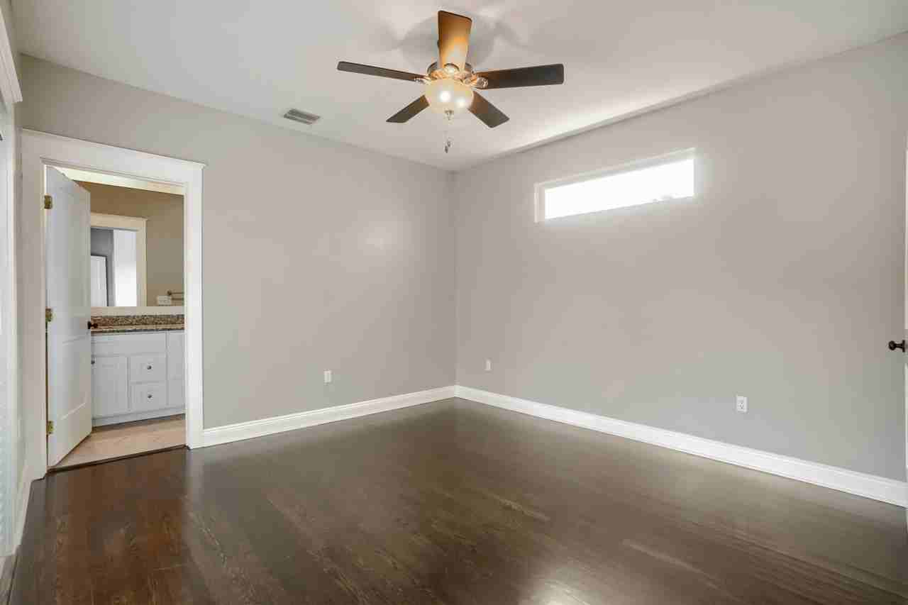 213 W Frierson Ave - Photo 6 of 38