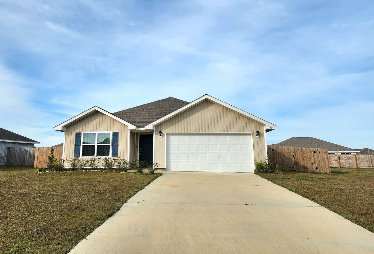 14423 Headlands Ln - Photo 2 of 34