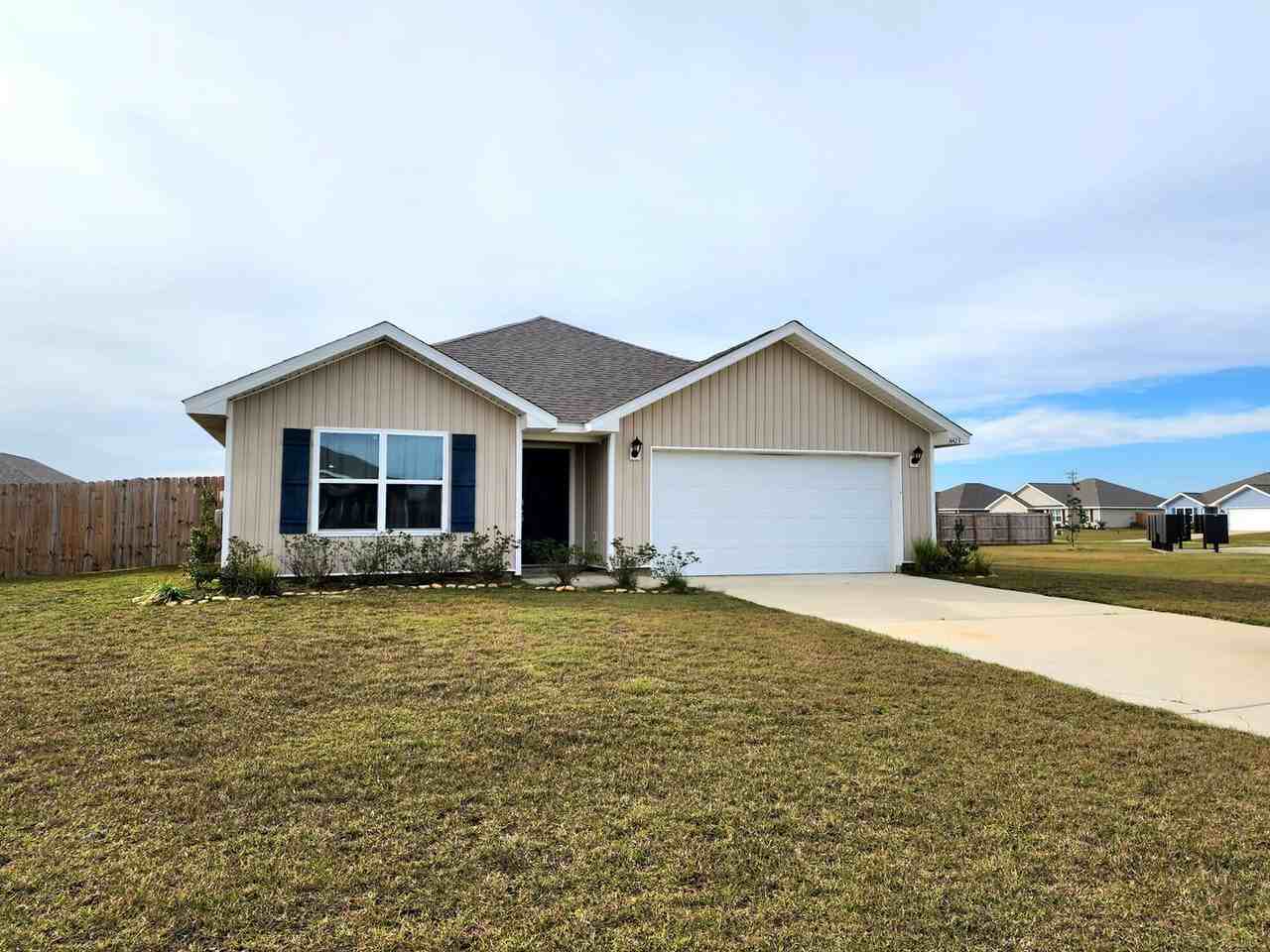 14423 Headlands Ln - Photo 3 of 34