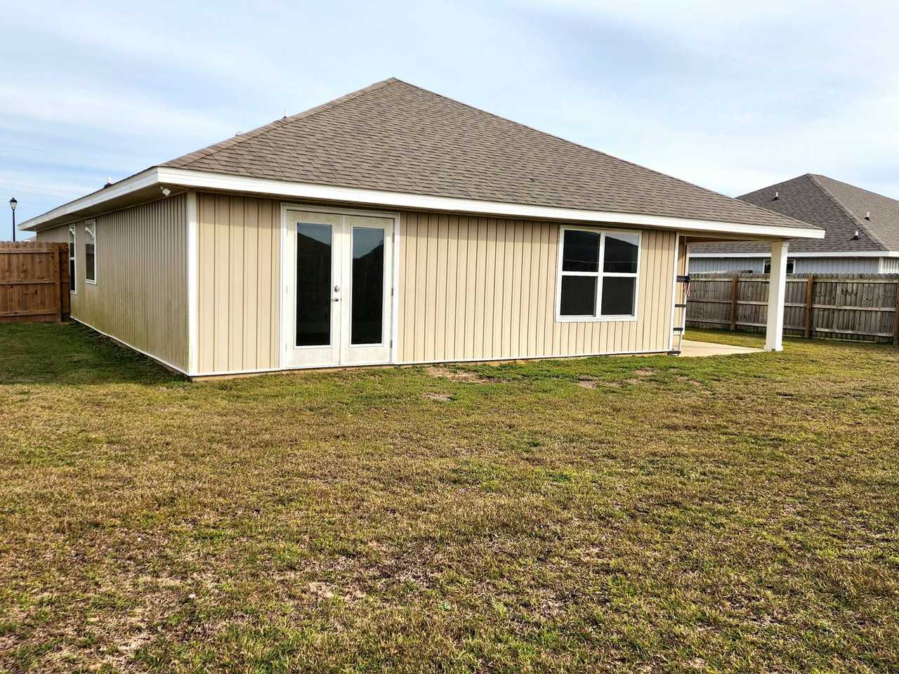 14423 Headlands Ln - Photo 4 of 34