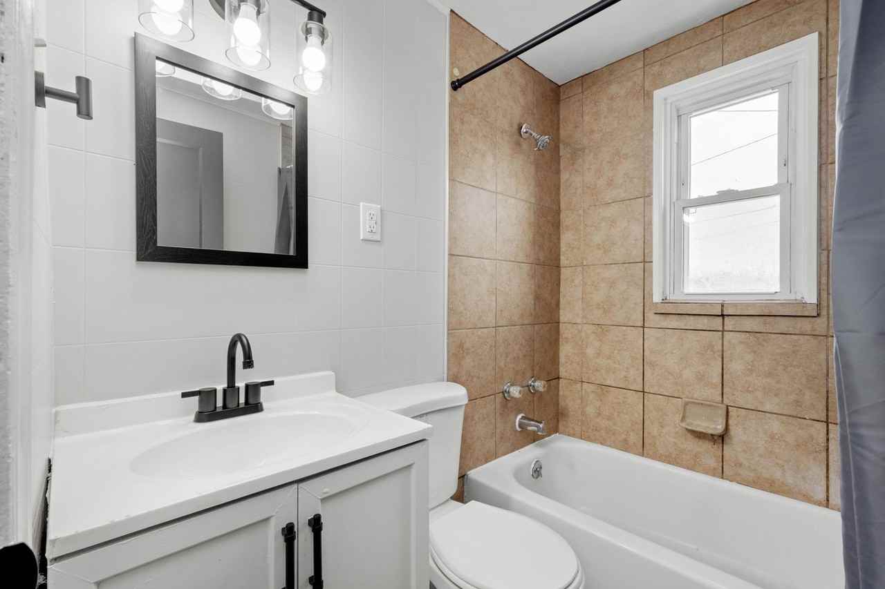 2802 C St - Photo 2 of 29