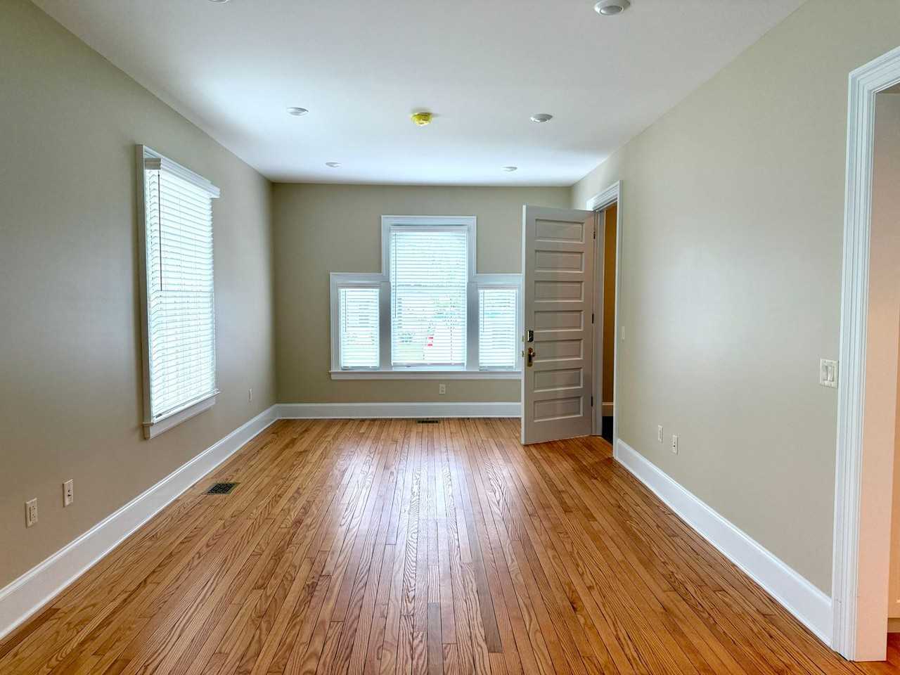 515 Walnut Street - Photo 4 of 47