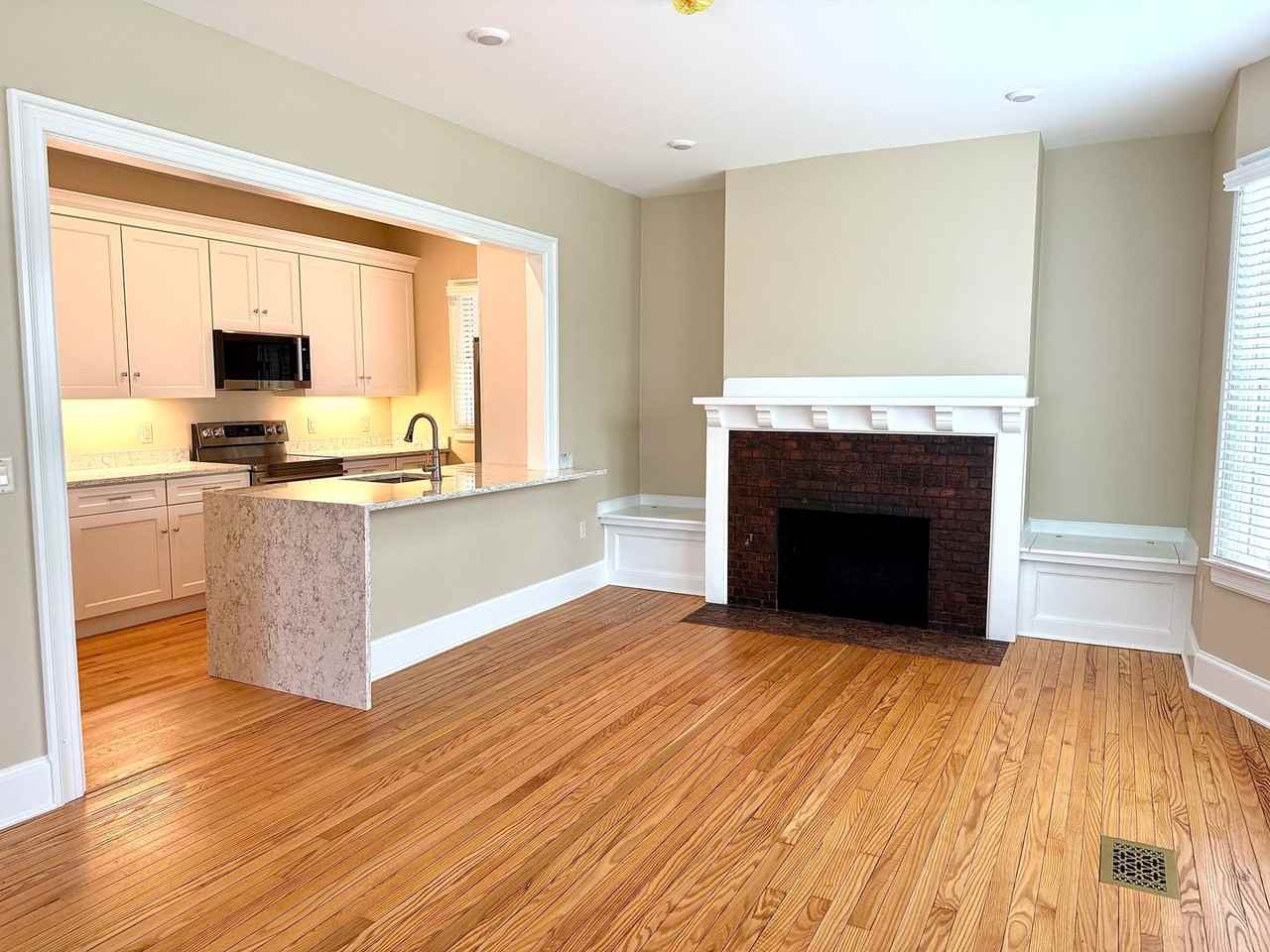 515 Walnut Street - Photo 6 of 47