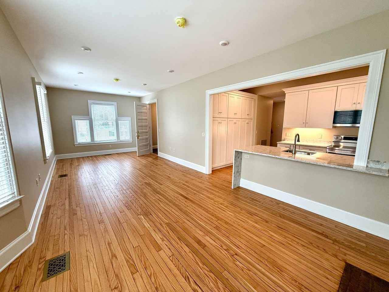515 Walnut Street - Photo 7 of 47