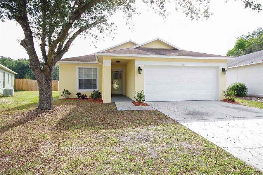 1537 Sunset View Cir - Photo 2 of 21