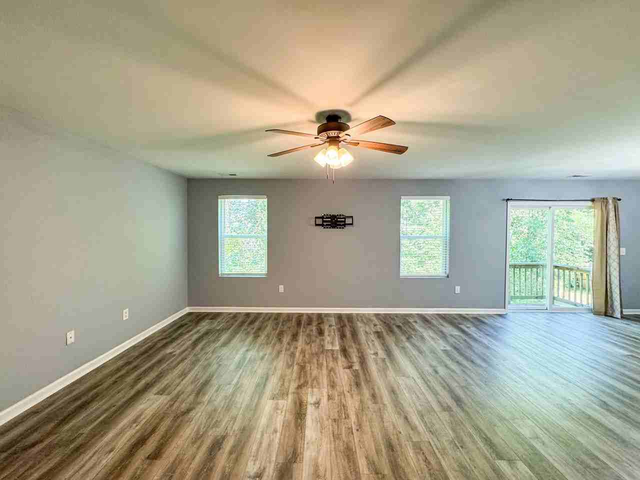 26 Hazel Oak Ct - Photo 3 of 31