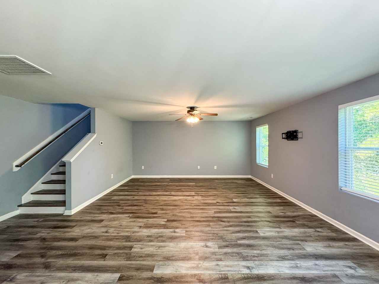 26 Hazel Oak Ct - Photo 5 of 31