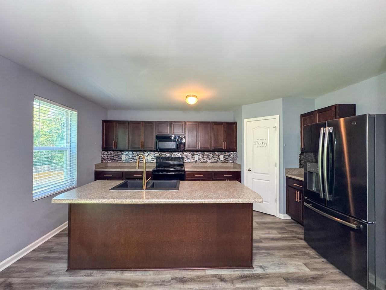 26 Hazel Oak Ct - Photo 6 of 31