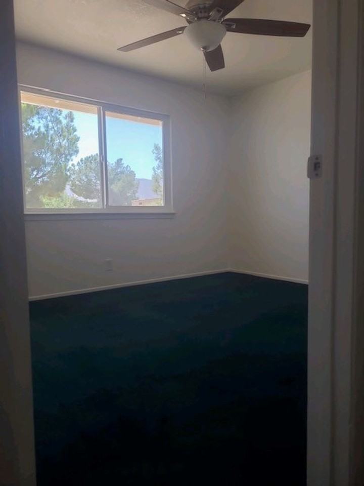 9295 Verdugo Ave - Photo 5 of 11