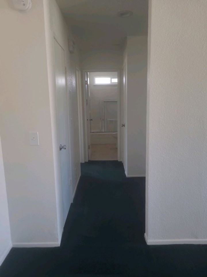 9295 Verdugo Ave - Photo 7 of 11