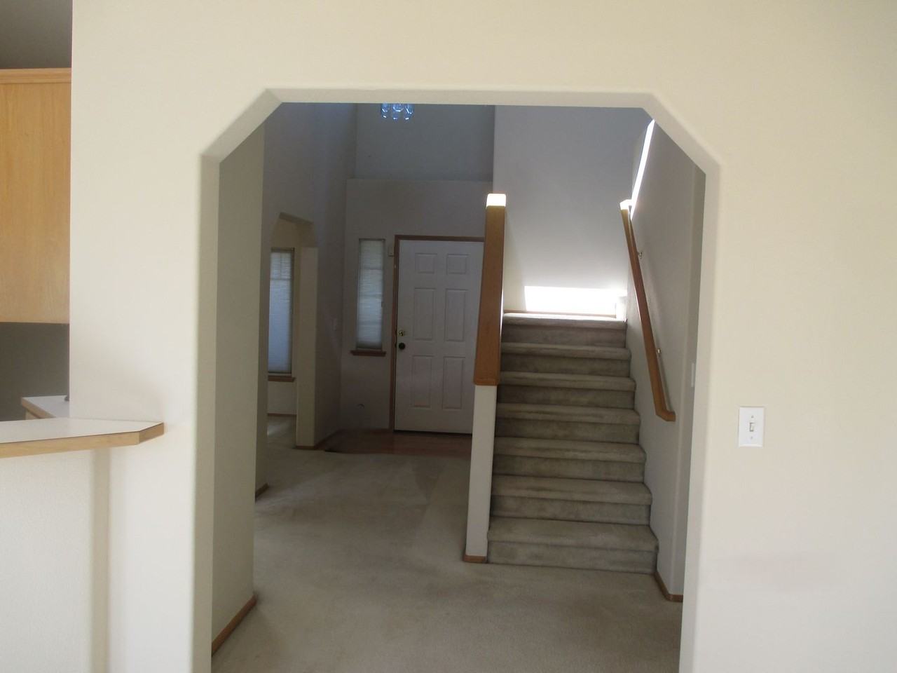 4813 35th Ave Ne - Photo 3 of 20