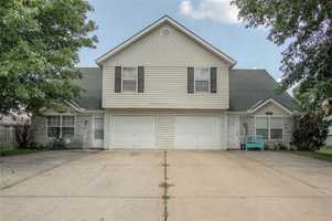 featured image of 1108 Sw Ephraim Dr
