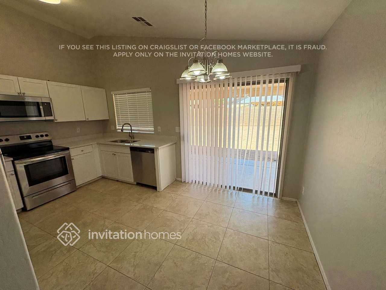 14812 W Acapulco Ln - Photo 3 of 14