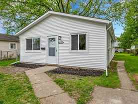 8702 Maxwell Ave - Photo 1 of 1