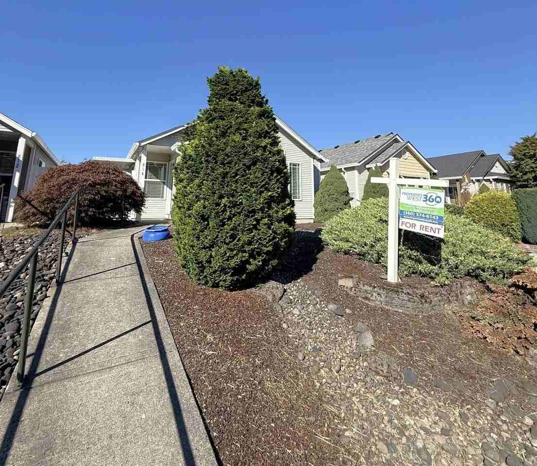 814 Se Rasmussen Blvd - Photo 2 of 19