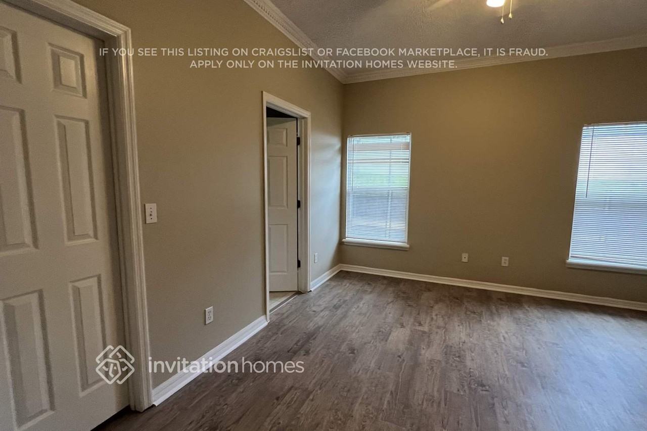 1303 Windy Meadow Dr - Photo 5 of 12
