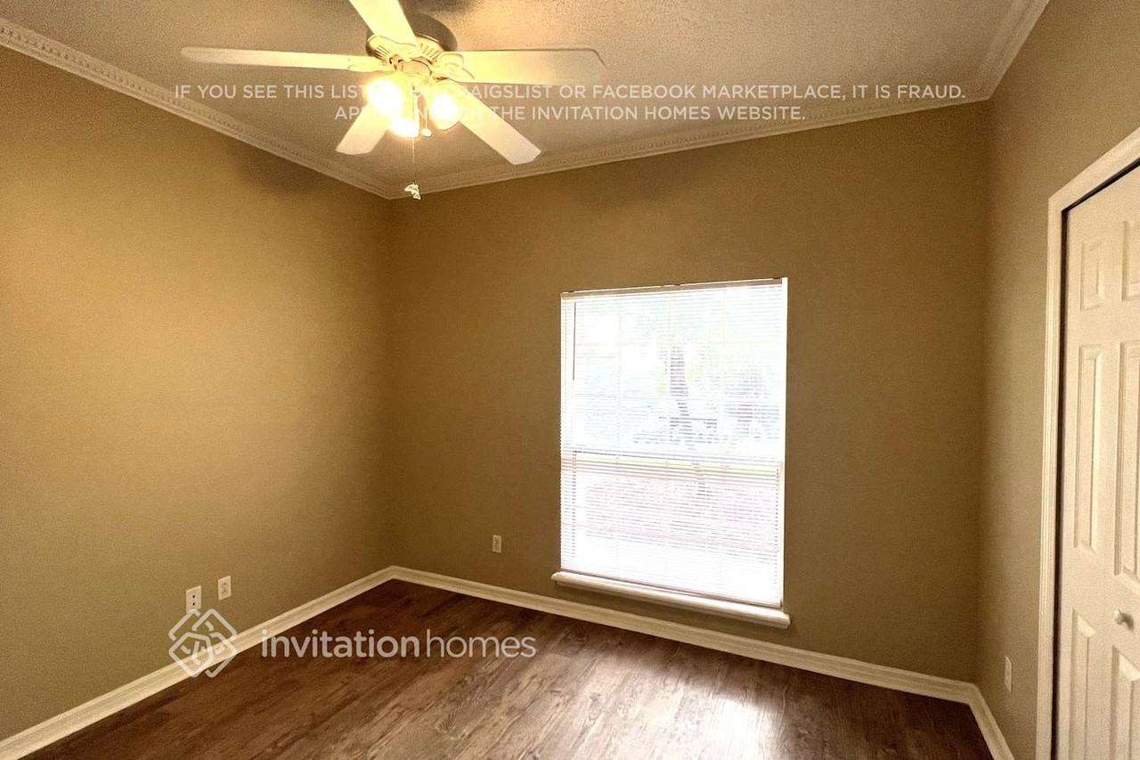 1303 Windy Meadow Dr - Photo 7 of 12
