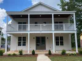 featured image of 637 Maddox St
