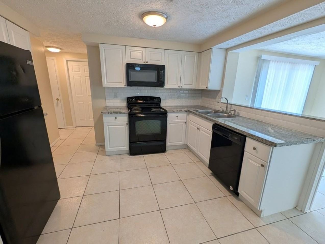 6617 Lenoir Dr - Photo 6 of 19