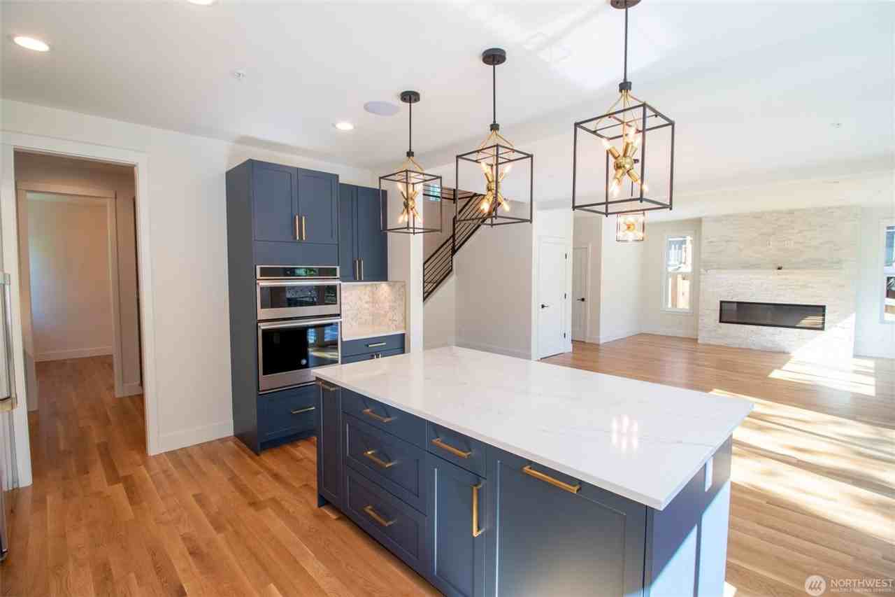 7912 140th Ave Ne - Photo 7 of 38