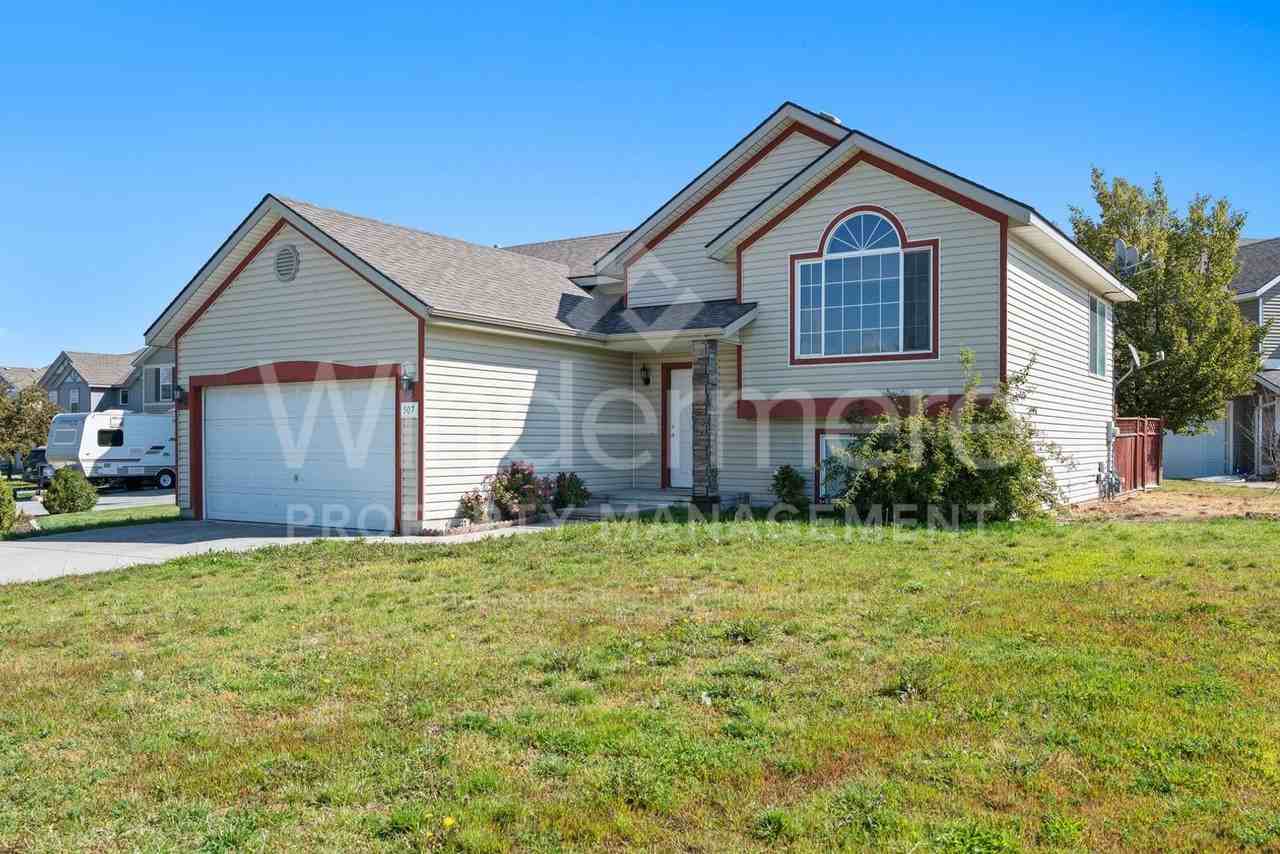 507 S Lawson St - Photo 3 of 31