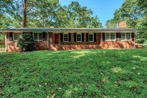 featured image of 1380 Ivywood Dr