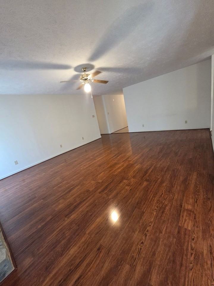 215 Laketree Blvd - Photo 5 of 20