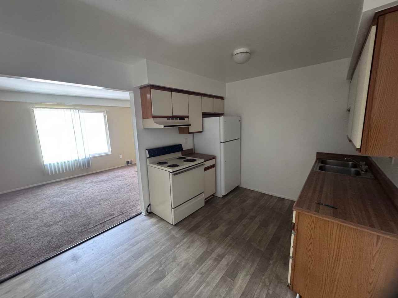 16431 E 10 Mile Rd - Photo 6 of 7