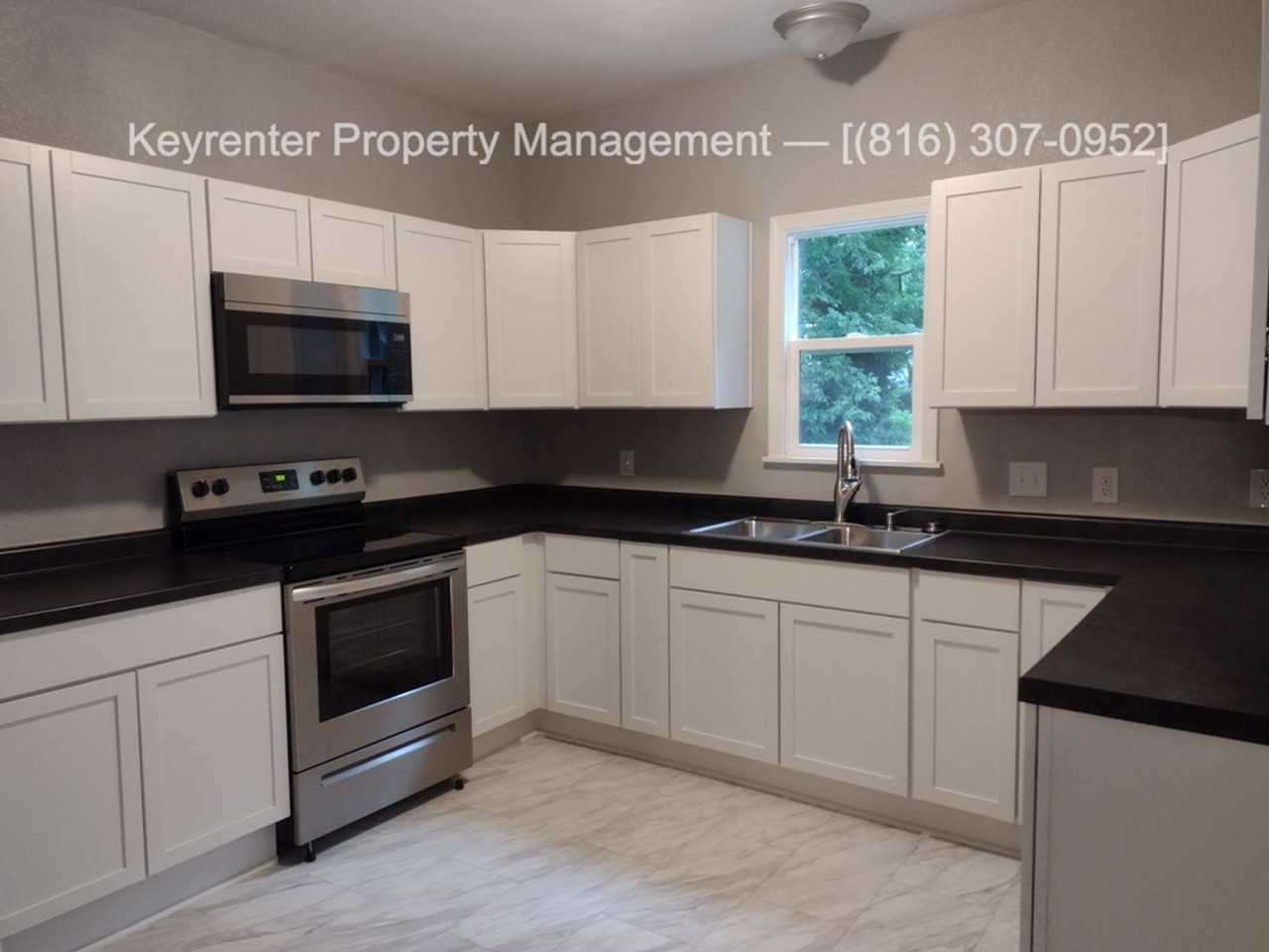1419 S Willow Ave - Photo 2 of 16