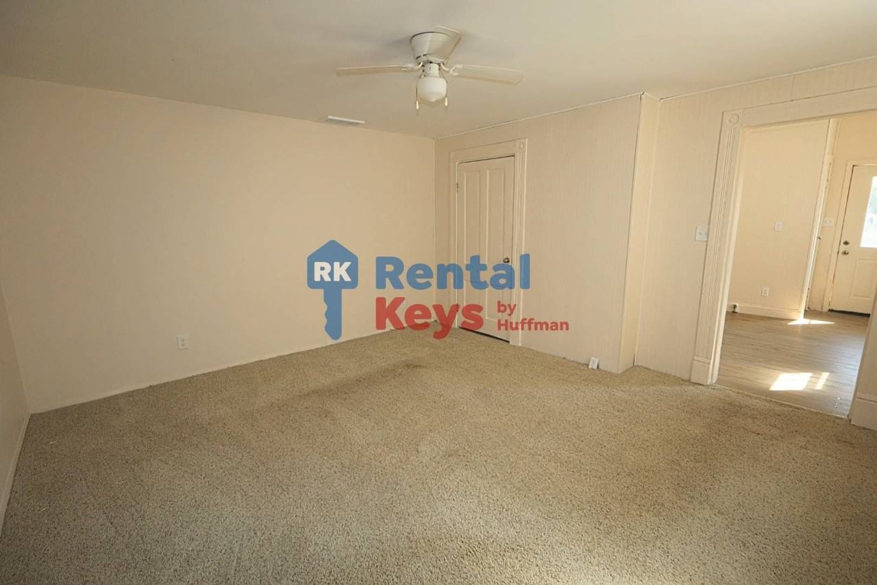 1013 N 1st Ave - Photo 5 of 17