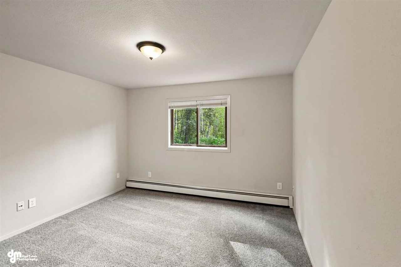 1775 N Fanciful Pl - Photo 2 of 11