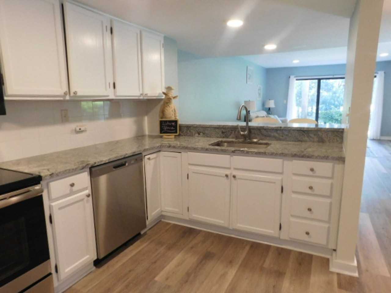 113 Shipyard Dr #149 - Photo 5 of 25