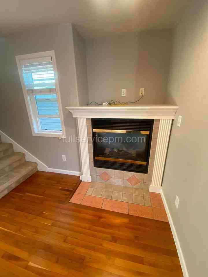 162A 15th Ave - Photo 5 of 33