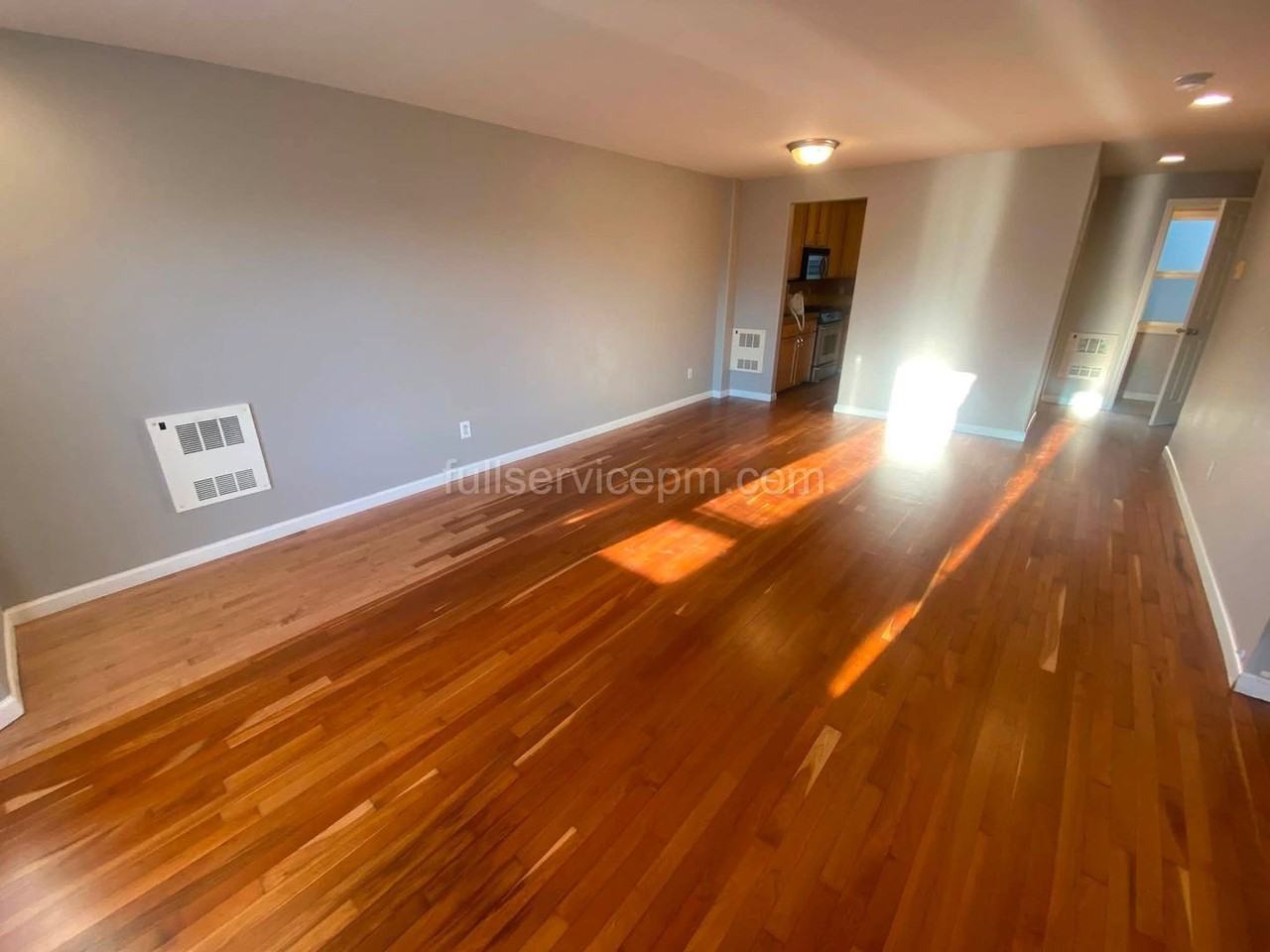 162A 15th Ave - Photo 7 of 33