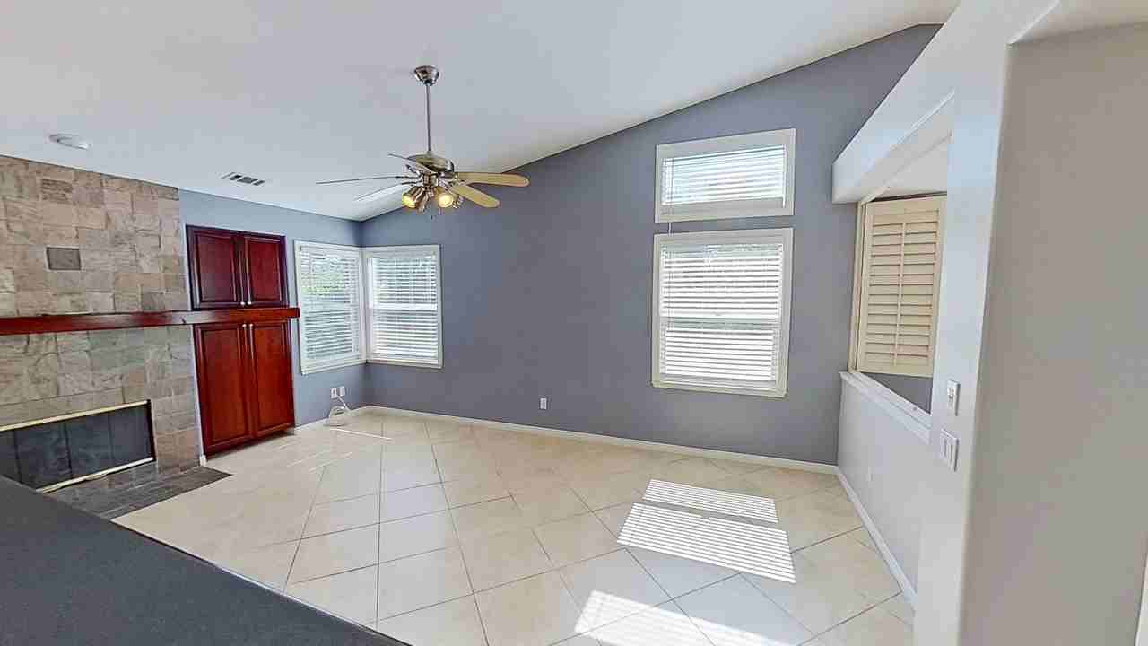 7759 Jenna Dr - Photo 6 of 46