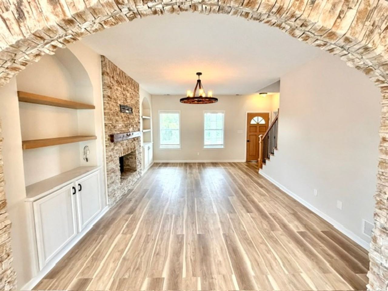10696 Green River Rd - Photo 3 of 14