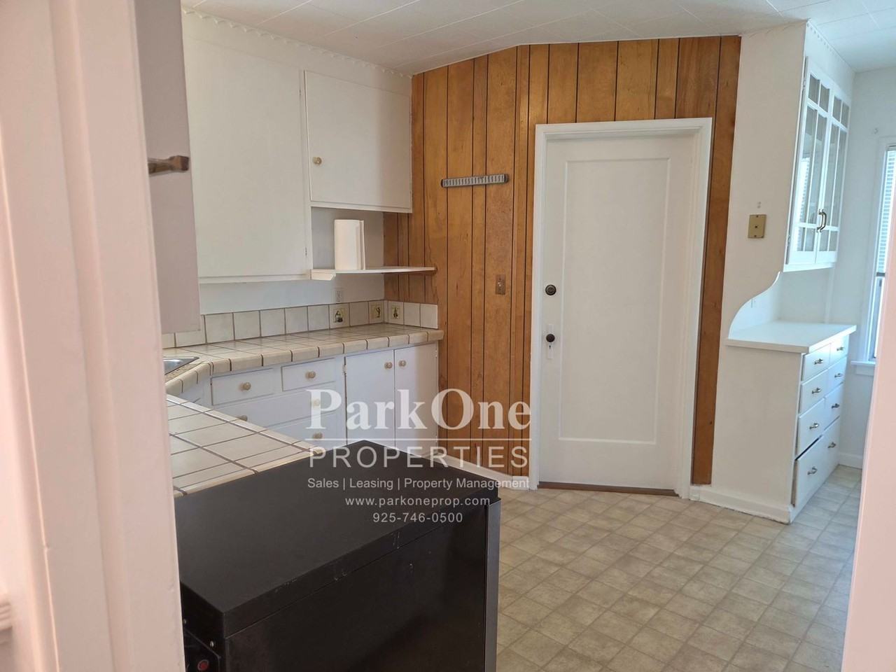 618 D St - Photo 4 of 17