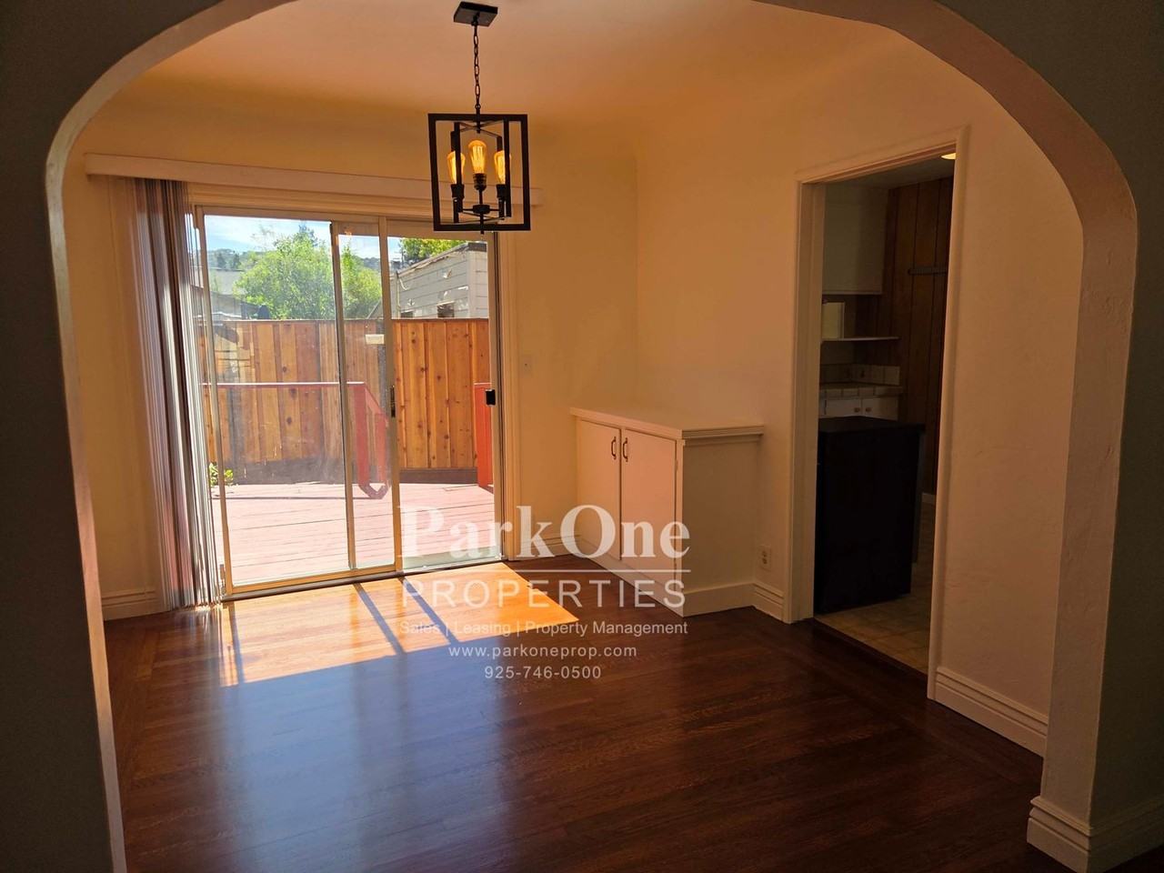 618 D St - Photo 6 of 17