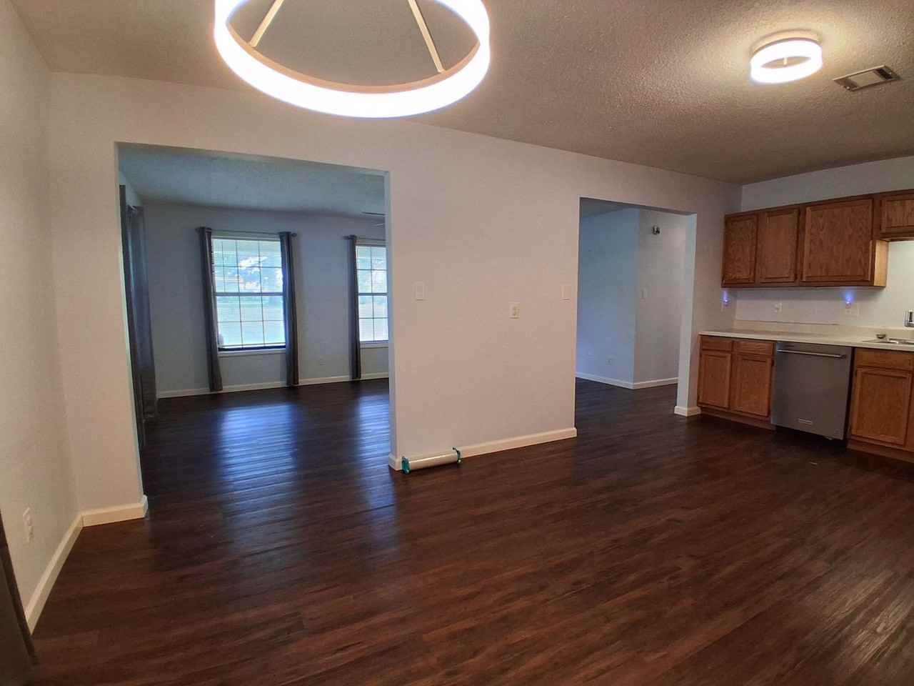 9810 Lewis Rd - Photo 5 of 13