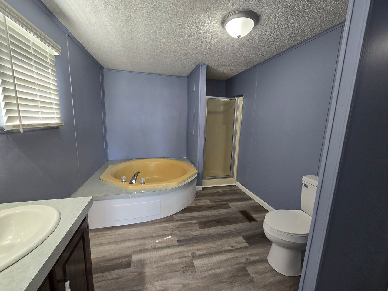 2214 Sivertsen Rd - Photo 7 of 13