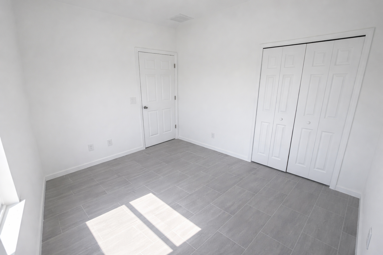 939 Alcutt St - Photo 7 of 15