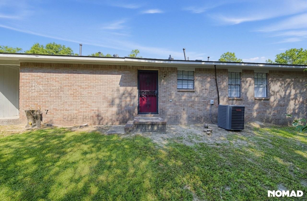 2106 Auburn St - Photo 4 of 21