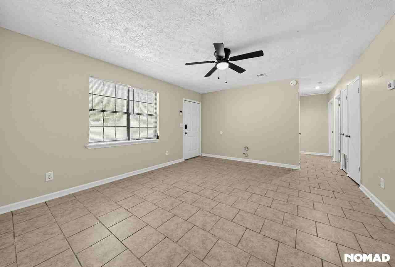 2106 Auburn St - Photo 7 of 21