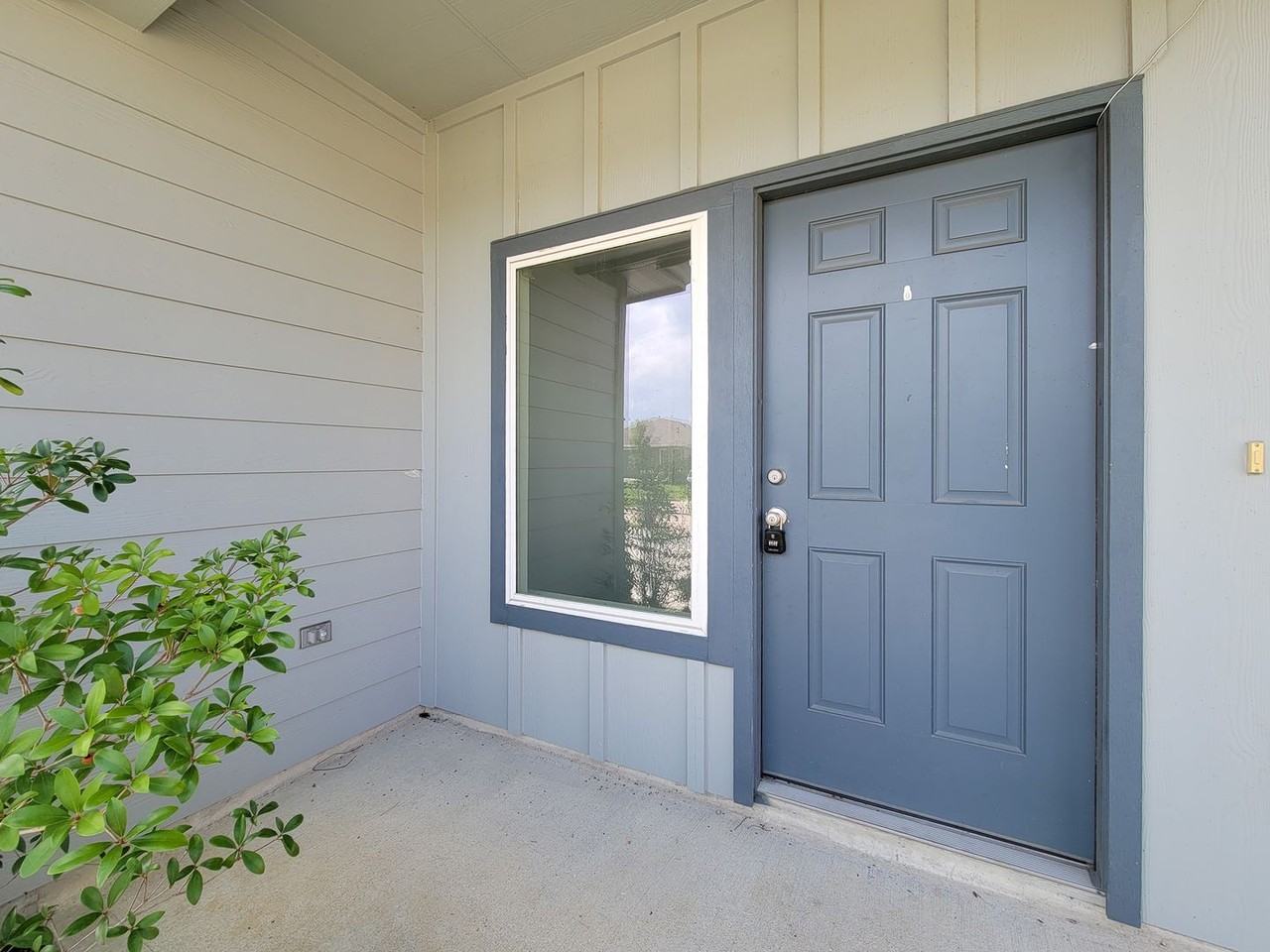 14108 Upper Gardenia Ln - Photo 2 of 39
