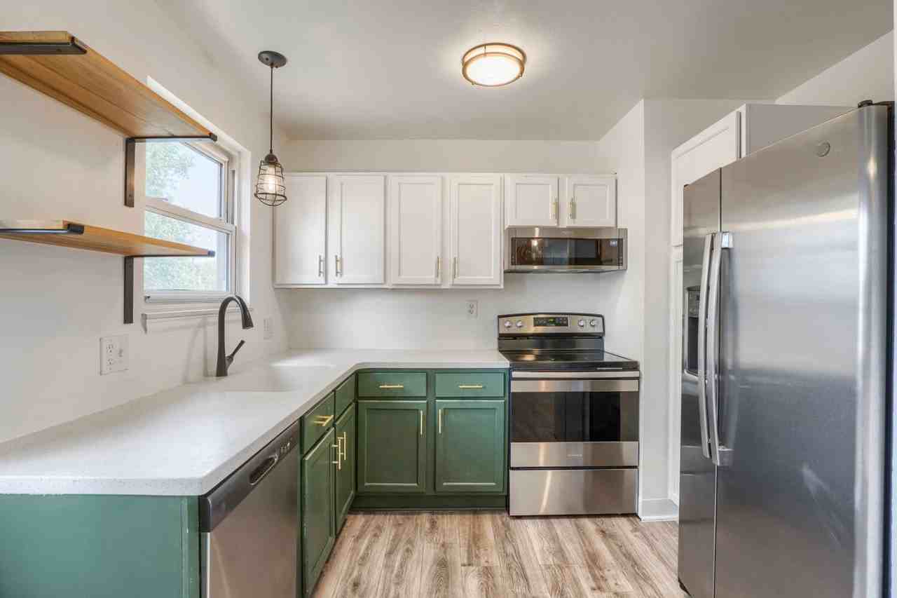 16670 E Tufts Ave - Photo 4 of 28